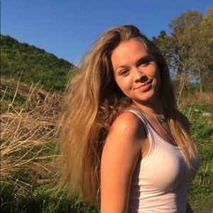 Meet your Posher, Breanna